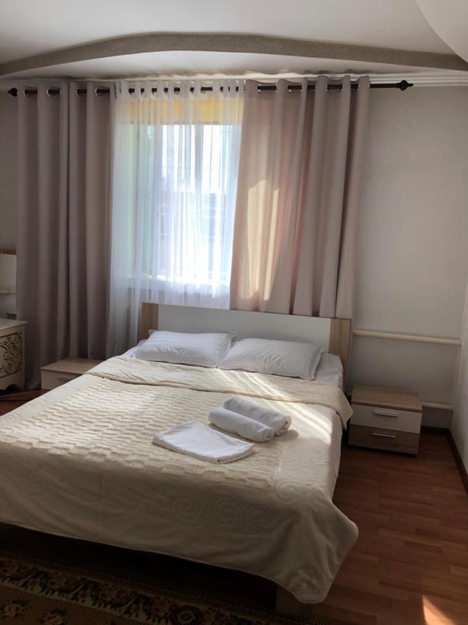 Homestay Jaisel Bishkek Ngoại thất bức ảnh