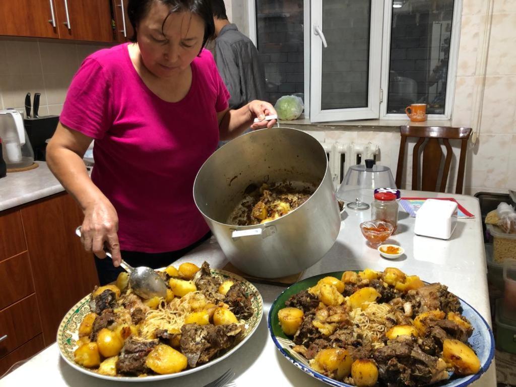 Homestay Jaisel Bishkek Ngoại thất bức ảnh